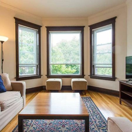 Wrigley Oasis! Steps From The Field! - 3Bd 1Ba Appartement Chicago Buitenkant foto